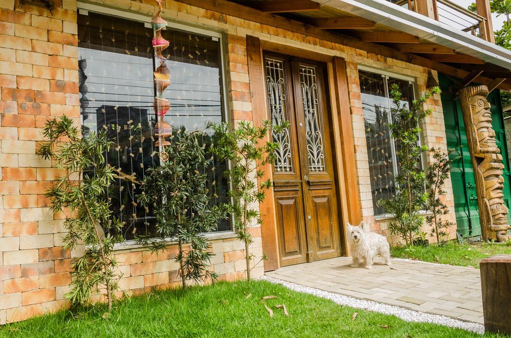 Alma Brava Bed & Breakfast Itajai Exterior photo